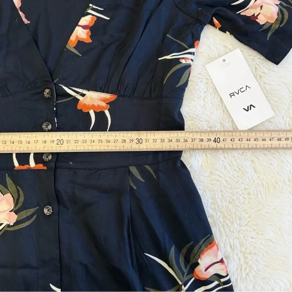 NWT RVCA Women Black Floral V-Neck Front Button Closure Midi Dress XS Whimsigoth - Picture 7 of 11